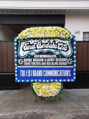 Papan Bunga Duka di Sarmi Timur